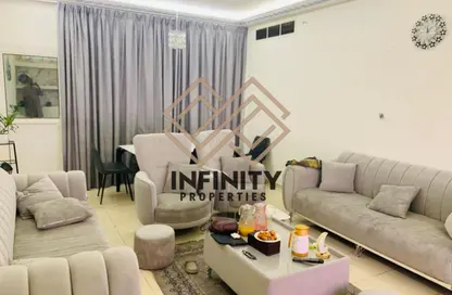 شقة - 2 غرف نوم - 2 حمامات للبيع في أورينت تاور 1 - أورينت تاور - البستان - عجمان