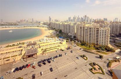 Apartment - 2 Bedrooms for rent in Sapphire - Tiara Residences - Palm Jumeirah - Dubai