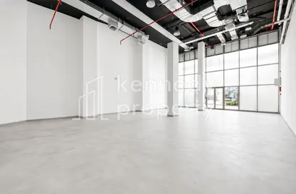 Retail - Studio for rent in Capital Golden Tower - Business Bay - Dubai