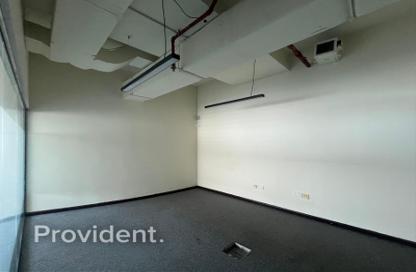 Office Space - Studio - 1 Bathroom for rent in Damac Towers by Paramount - Business Bay - Dubai