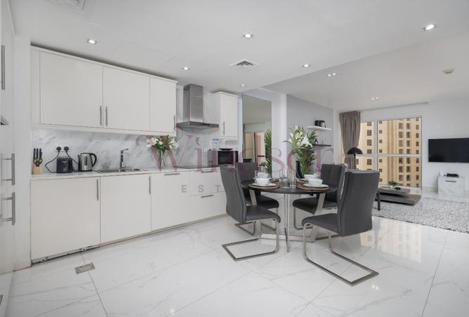 98707012 - Property Image 2