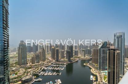 Apartment - 2 Bedrooms - 3 Bathrooms for sale in Damac Heights - Dubai Marina - Dubai