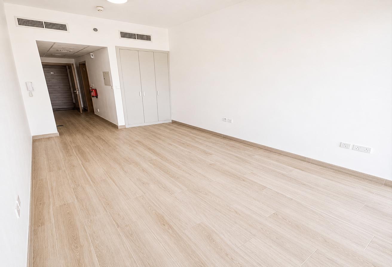 High Floor | Best View | Vacant Now photo 2