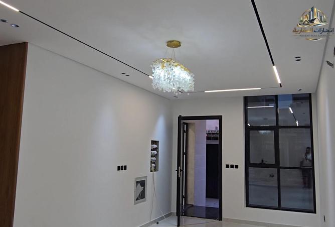106405002 - Property Image 3
