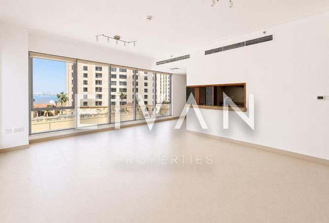 123382504 - Property Main Image