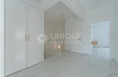 Villa - 4 Bedrooms - 5 Bathrooms for rent in Meadows 9 - Meadows - Dubai