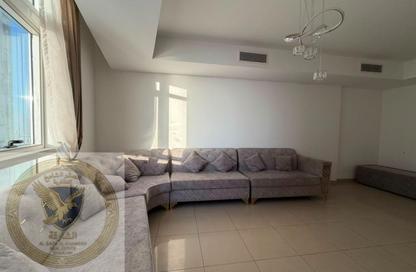 Apartment - 2 Bedrooms - 2 Bathrooms for rent in Al Mamzar Tower - Al Mamzar - Sharjah - Sharjah
