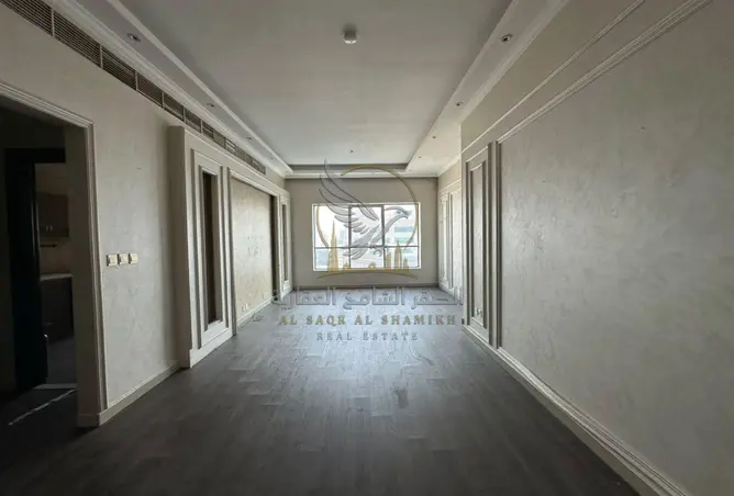 155577822 - Property Image 2