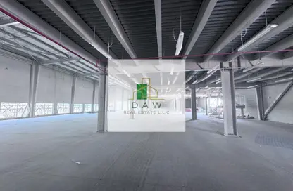 Warehouse - Studio - 2 Bathrooms for rent in Al Sajaa Industrial - Al Sajaa - Sharjah