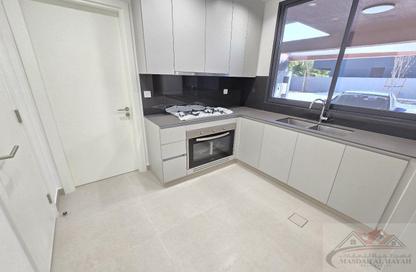 Townhouse - 4 - 5 for rent in Saro - Masaar - Tilal City - Sharjah