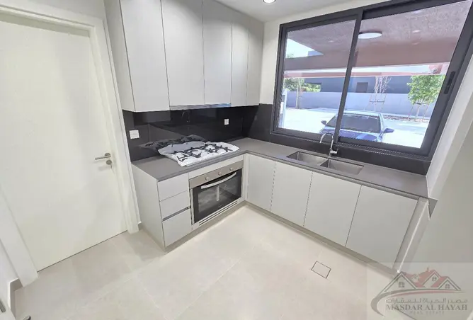 156205301 - Property Image 2