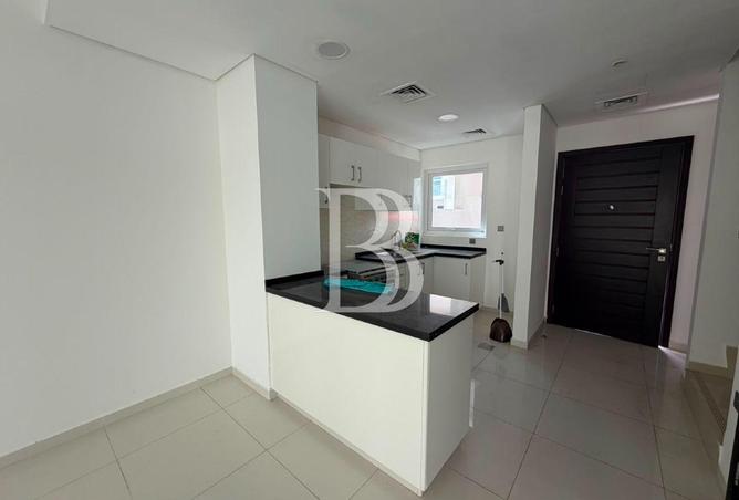 103246380 - Property Image 3