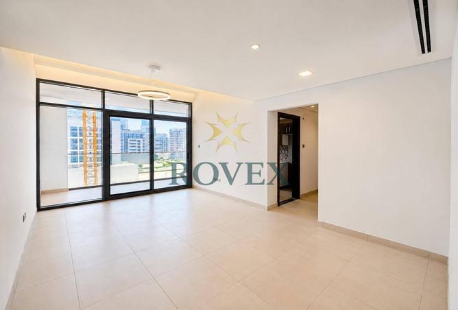 94028828 - Property Main Image