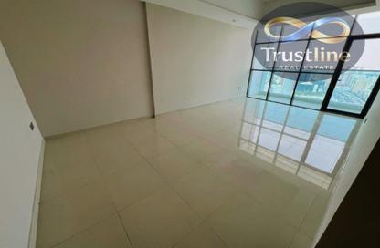 Apartment - 2 Bedrooms - 3 Bathrooms for sale in Gulfa Towers - Al Rashidiya 1 - Al Rashidiya - Ajman