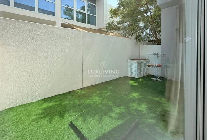 128847854 - Property Image 3