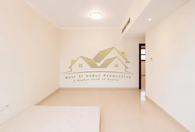160532432 - Property Image 3