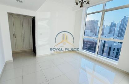 Apartment - 1 Bedroom - 2 Bathrooms for rent in Majestic Tower - Al Abraj street - Business Bay - Dubai