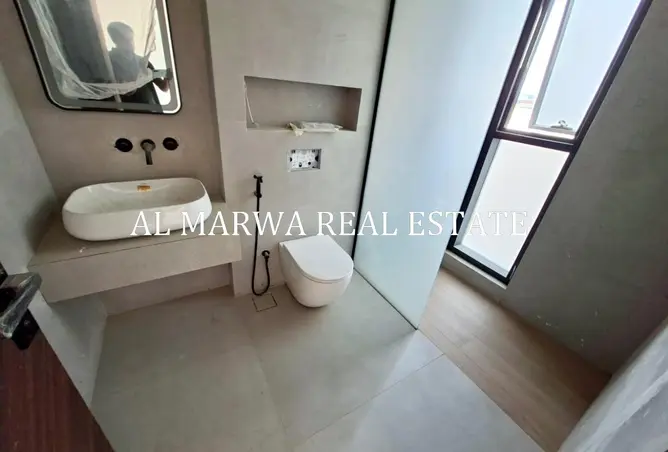 156933993 - Property Image 3