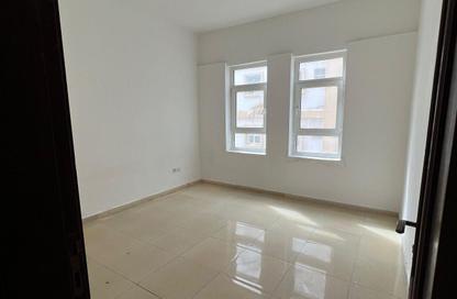 Apartment - 1 Bedroom - 1 Bathroom for rent in Al Qulaya'ah - Al Sharq - Sharjah