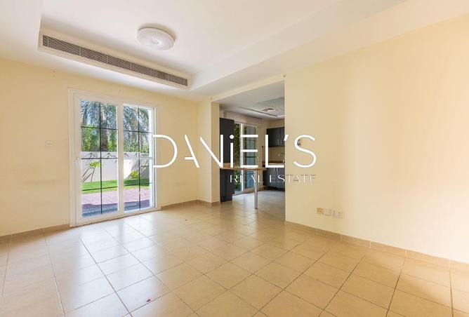 92693054 - Property Image 3