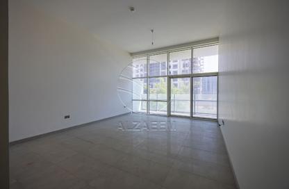 Apartment - 3 Bedrooms - 4 Bathrooms for rent in Lamar Residences - Al Seef - Al Raha Beach - Abu Dhabi