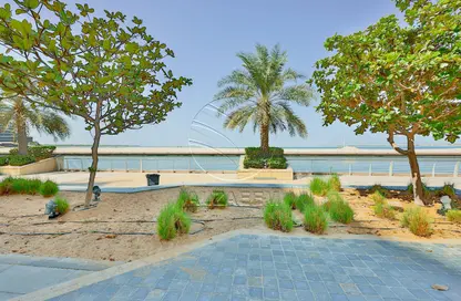 Apartment - 3 Bedrooms - 4 Bathrooms for rent in Lamar Residences - Al Seef - Al Raha Beach - Abu Dhabi