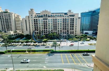 Apartment - 1 - 2 for rent in Golden Mile 10 - Golden Mile - Palm Jumeirah - Dubai