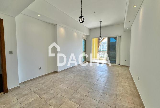 83669789 - Property Main Image
