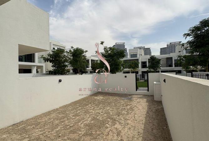 82353439 - صورة العقار 2