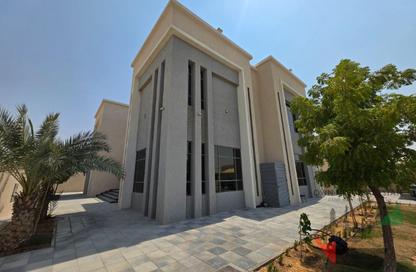 Villa - 6 - 7+ for rent in Al Aweer 1 - Al Aweer - Dubai
