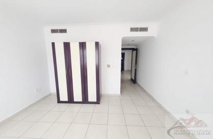Apartment - 1 Bedroom - 2 Bathrooms for rent in Muwaileh 29 Building - Muwaileh - Sharjah