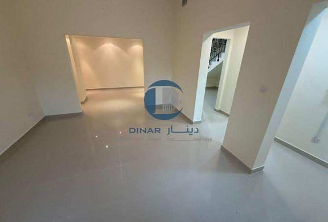 82391300 - Property Image 3