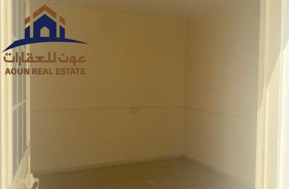 سكن عمال - استوديو - 8 حمامات للايجار في الصجعة الصناعية - الصجعة - الشارقة سكن عمال - استوديو - 8 حمامات للايجار في الصجعة الصناعية - الصجعة - الشارقة