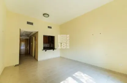 شقة - 1 حمام للبيع في مبني 114 - طراز حديث - ديسكفري جاردنز - دبي