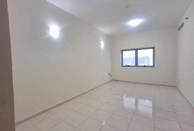 107758502 - Property Main Image