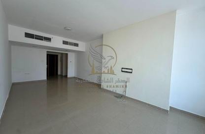 Apartment - 3 Bedrooms - 3 Bathrooms for rent in New Al Taawun Road - Al Taawun - Sharjah
