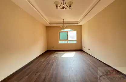 شقة - 3 غرف نوم - 3 حمامات للايجار في برج ليلي - النهدة - الشارقة