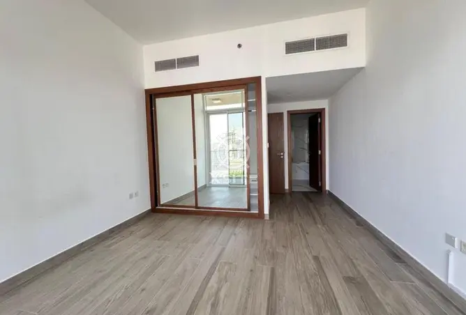 152823203 - Property Image 3