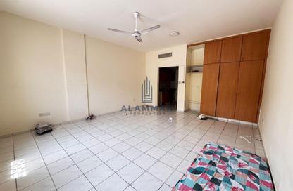 Apartment - Studio - 1 for rent in Building U24 - Italy Cluster - International City - Dubai Apartment - Studio - 1 for rent in Building U24 - Italy Cluster - International City - Dubai
