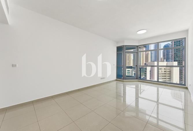 Unfurnished | Best Layout | Close to Metro — photo 2