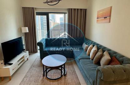Apartment - 1 - 1 for rent in Burj Royale - Downtown Dubai - Dubai