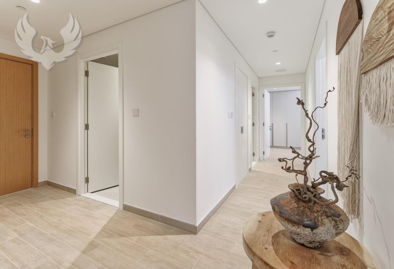 1587 sqft Layout | Beach Access | With Maids Room photo 9