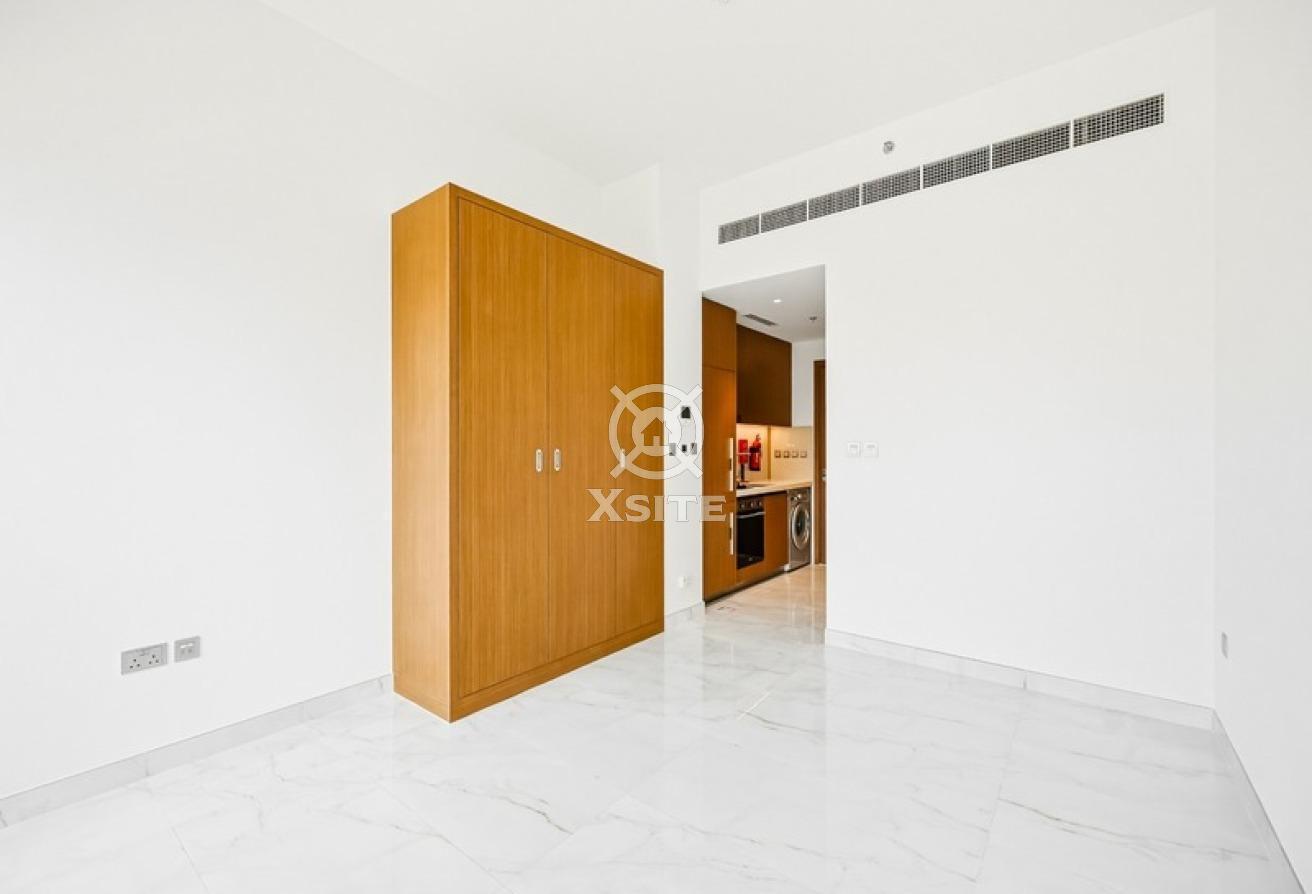 Bright Studio | Well-Maintained | Ready to Move photo 2