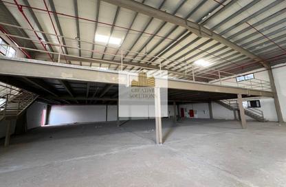 Warehouse - Studio - 2 Bathrooms for rent in Umm Al Thuoob - Umm Al Quwain
