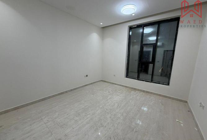 74622558 - Property Image 3