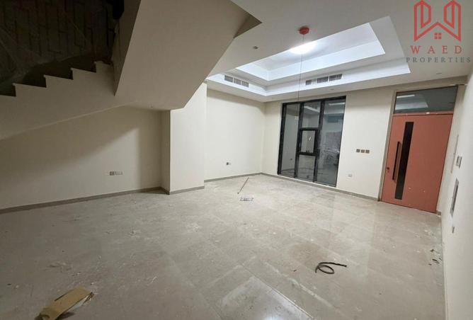 74622558 - Property Image 2