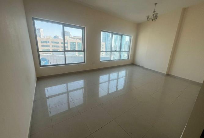 54948523 - صورة العقار 2