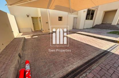 Villa - 5 Bedrooms - 7 Bathrooms for rent in Between Two Bridges - Abu Dhabi