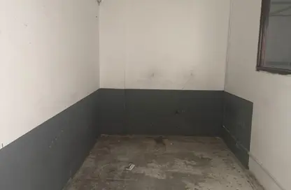 Shop - Studio - 1 Bathroom for rent in Greece Cluster - International City - Dubai