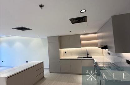 Apartment - 1 - 2 for rent in Park Tower A - Park Towers - DIFC - Dubai